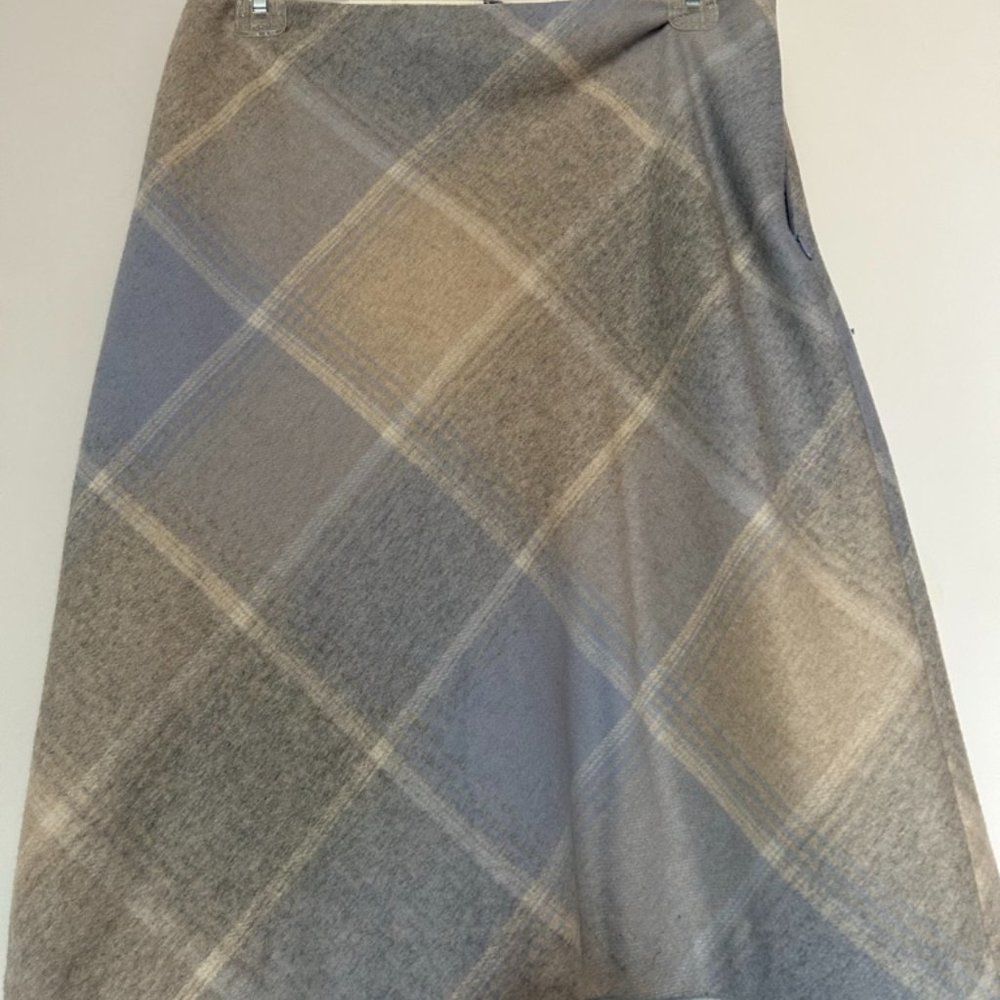 Ann Taylor wool skirt Size 4